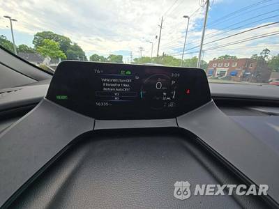 2026 Toyota Prius Plug-In Hybrid SE - zdjęcie 9 z 20 - miniatura