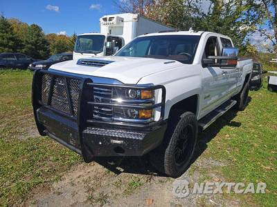 2017 Chevrolet Silverado 3500HD High Country Crew Cab Medium Bed 3LZ