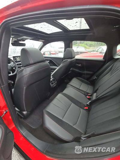 2025 Acura ADX w/A-Spec Package - zdjęcie 14 z 20 - miniatura