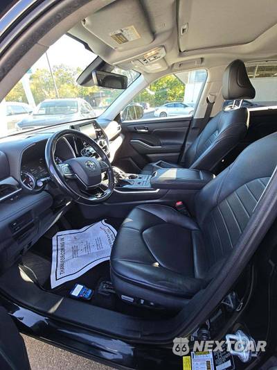 2021 Toyota Highlander XLE - zdjęcie 6 z 21 - miniatura