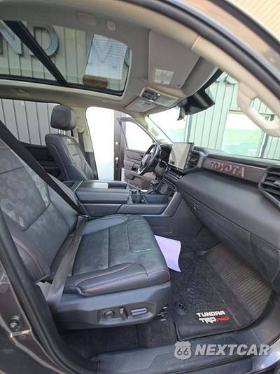 2023 Toyota Tundra Hybrid TRD Pro Crew Cab Short Bed - zdjęcie 18 z 20 - miniatura