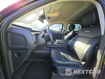 2027 Ford Expedition Platinum - zdjęcie 6 z 22 - miniatura