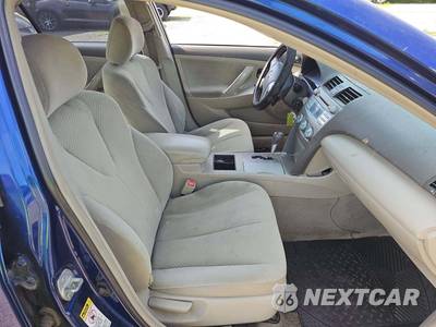 2009 Toyota Camry LE - zdjęcie 15 z 30 - miniatura