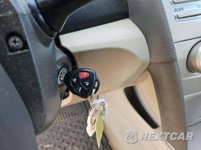 2009 Toyota Camry LE - zdjęcie 5 z 30 - miniatura