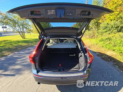 2021 Volvo XC60 T5 Momentum - zdjęcie 14 z 29 - miniatura