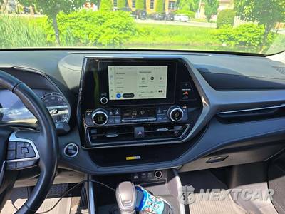 2023 Toyota Highlander XLE - zdjęcie 10 z 33 - miniatura