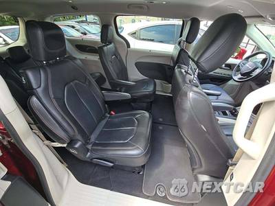 2019 Chrysler Pacifica Touring L 121.6" WB - zdjęcie 17 z 26 - miniatura