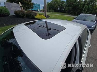 2015 Volkswagen Passat 1.8T SE w/Sunroof & Navigation - zdjęcie 12 z 26 - miniatura