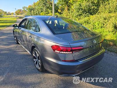 2022 Volkswagen Passat 2.0T SE - zdjęcie 2 z 24 - miniatura