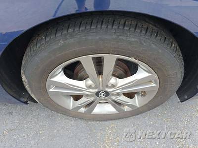 2017 Hyundai Elantra SE Sedan - zdjęcie 27 z 33 - miniatura