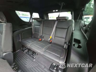2023 Chevrolet Suburban Premier 1LZ - zdjęcie 14 z 24 - miniatura