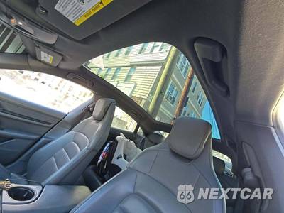 2020 Porsche Taycan 4S - zdjęcie 11 z 27 - miniatura