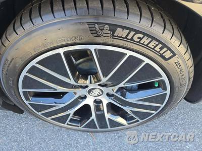 2020 Porsche Taycan 4S - zdjęcie 26 z 27 - miniatura