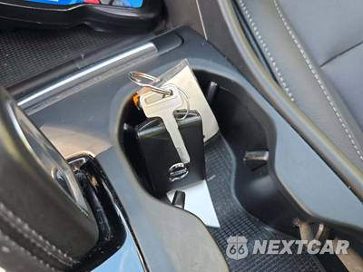 2021 Volvo XC40 T5 Momentum - zdjęcie 8 z 27 - miniatura