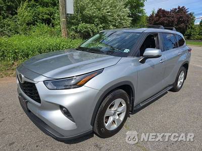 2023 Toyota Highlander LE