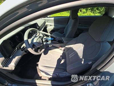 2023 Hyundai Elantra SEL - zdjęcie 6 z 25 - miniatura
