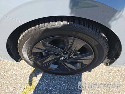 2023 Hyundai Elantra SEL - zdjęcie 21 z 25 - miniatura