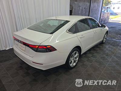 2025 Honda Accord Sedan LX - zdjęcie 3 z 23 - miniatura