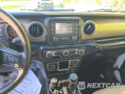 2019 Jeep Wrangler Unlimited Sport - zdjęcie 10 z 28 - miniatura