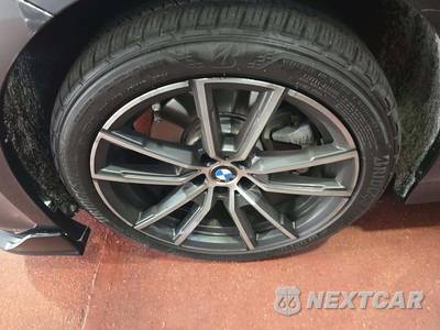 2019 BMW 3 Series Sedan 330i xDrive - zdjęcie 24 z 30 - miniatura
