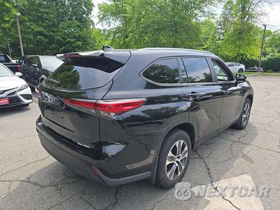 2023 Toyota Highlander XLE - zdjęcie 3 z 28 - miniatura
