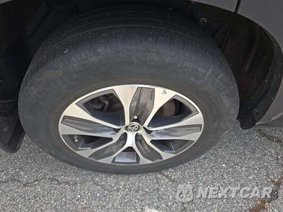 2023 Toyota Highlander XLE - zdjęcie 24 z 28 - miniatura