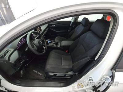 2025 Honda Accord Sedan LX - zdjęcie 6 z 25 - miniatura