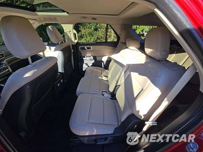 2020 Ford Explorer XLT - zdjęcie 13 z 26 - miniatura