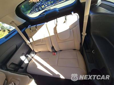 2020 Ford Explorer XLT - zdjęcie 14 z 26 - miniatura