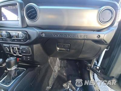 2020 Jeep Wrangler Unlimited Sport S - zdjęcie 19 z 25 - miniatura