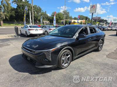 2025 Kia K4 LXS - zdjęcie 1 z 24 - miniatura