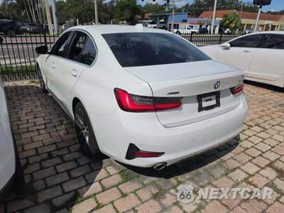 2020 BMW 3 Series Sedan 330i xDrive - zdjęcie 2 z 30 - miniatura