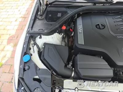 2020 BMW 3 Series Sedan 330i xDrive - zdjęcie 25 z 30 - miniatura