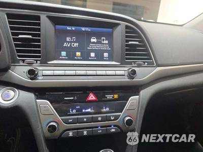 2017 Hyundai Elantra Value Edition Sedan - zdjęcie 10 z 29 - miniatura