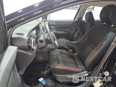 2020 Nissan Versa SR - zdjęcie 6 z 25 - miniatura