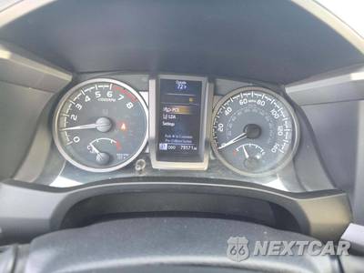 2020 Toyota Tacoma TRD Sport Crew Cab Medium Bed - zdjęcie 9 z 25 - miniatura