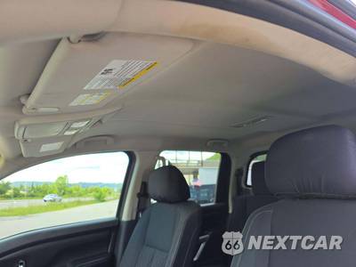 2018 Nissan TITAN SV Crew Cab Short Bed - zdjęcie 11 z 20 - miniatura