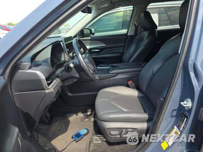 2024 Toyota Grand Highlander Hybrid XLE - zdjęcie 6 z 23 - miniatura