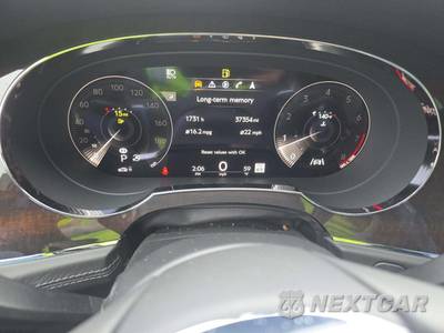 2022 Bentley Bentayga V8 - zdjęcie 6 z 17 - miniatura