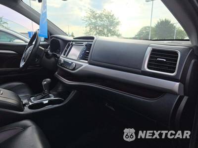 2019 Toyota Highlander XLE - zdjęcie 20 z 22 - miniatura