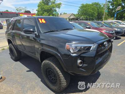 2016 Toyota 4Runner SR5 - zdjęcie 4 z 21 - miniatura