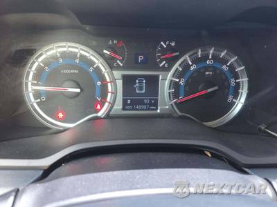 2016 Toyota 4Runner SR5 - zdjęcie 9 z 21 - miniatura