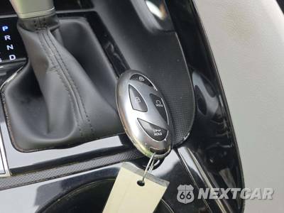 2024 Hyundai Elantra Limited - zdjęcie 5 z 18 - miniatura