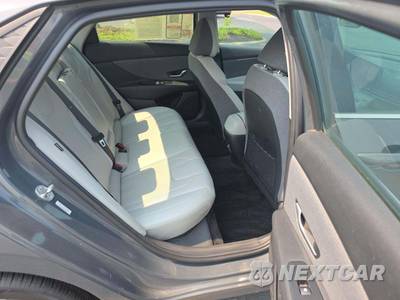2024 Hyundai Elantra Limited - zdjęcie 13 z 18 - miniatura