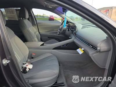 2021 Hyundai Elantra SEL - zdjęcie 18 z 22 - miniatura