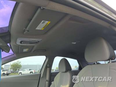 2021 Hyundai Elantra SEL - zdjęcie 11 z 22 - miniatura