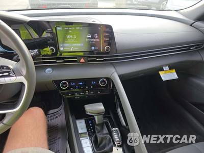 2021 Hyundai Elantra SEL - zdjęcie 10 z 22 - miniatura