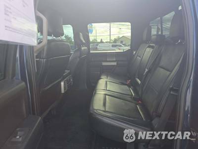 2017 Ford Super Duty F-250 Lariat Crew Cab Medium Bed - zdjęcie 13 z 24 - miniatura