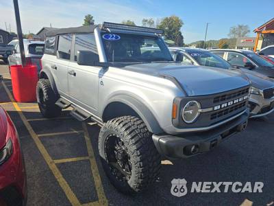 2022 Ford Bronco Black Diamond - zdjęcie 4 z 24 - miniatura
