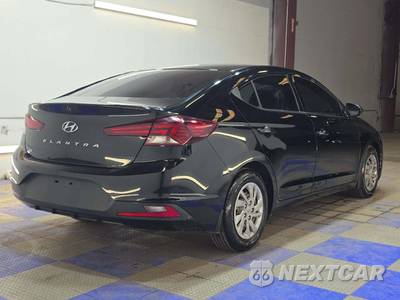 2020 Hyundai Elantra SE Sedan - zdjęcie 3 z 35 - miniatura